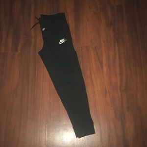 nike joggers